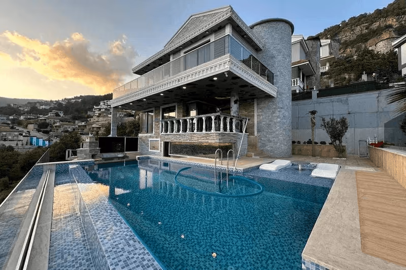 Купить Villa Bilberry — Аланья, Центр, Турция