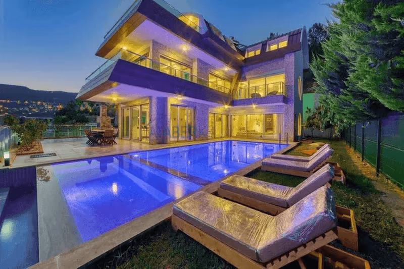 Купить Villa Blackberry — Аланья, Центр, Турция